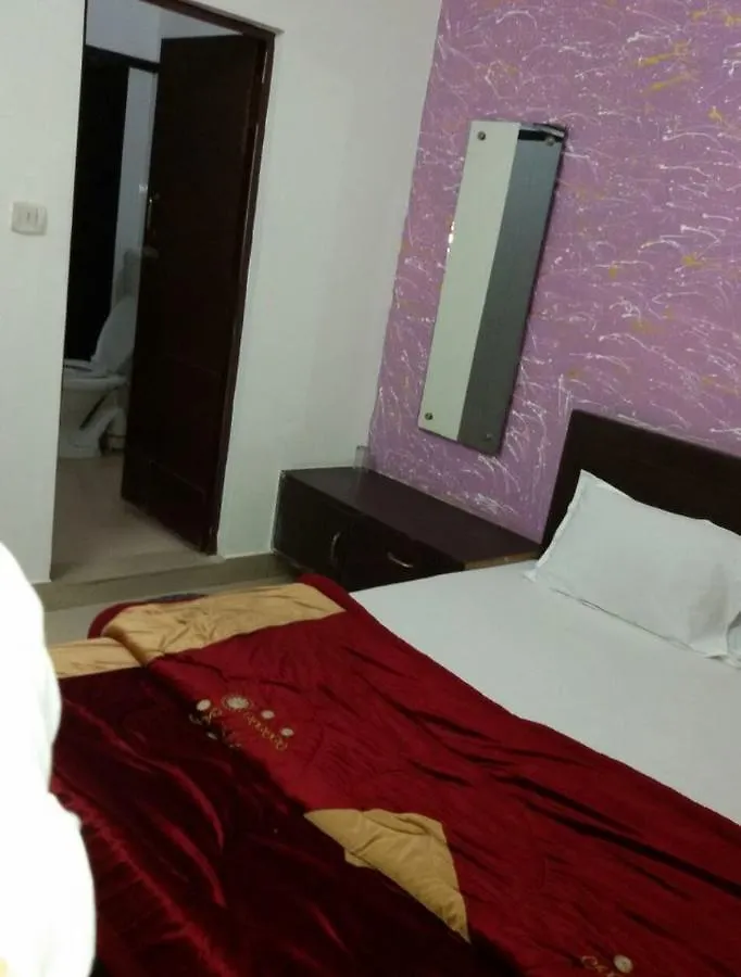 Hotel Aashiyanaa Palace Agra   Agra (Uttar Pradesh)