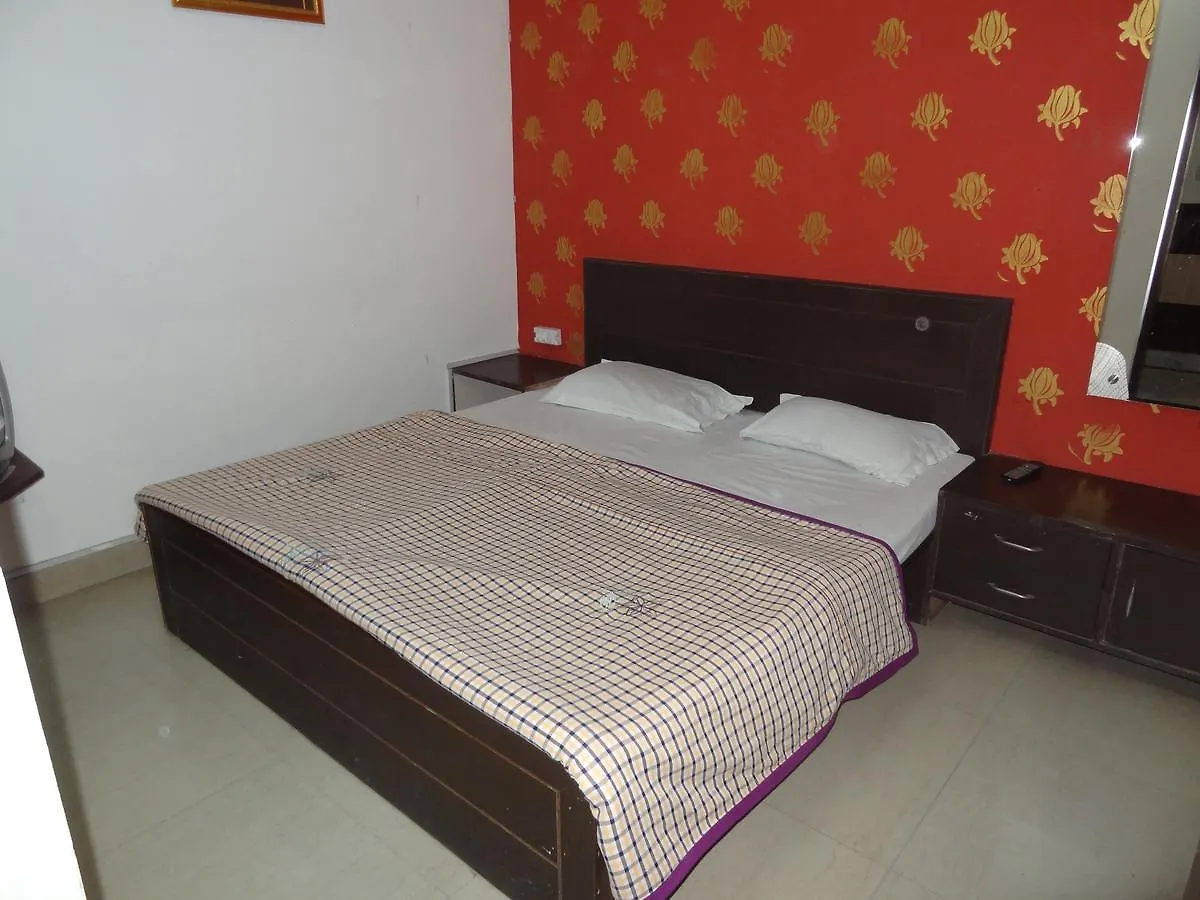 Hotel Aashiyanaa Palace Agra  Agra (Uttar Pradesh)