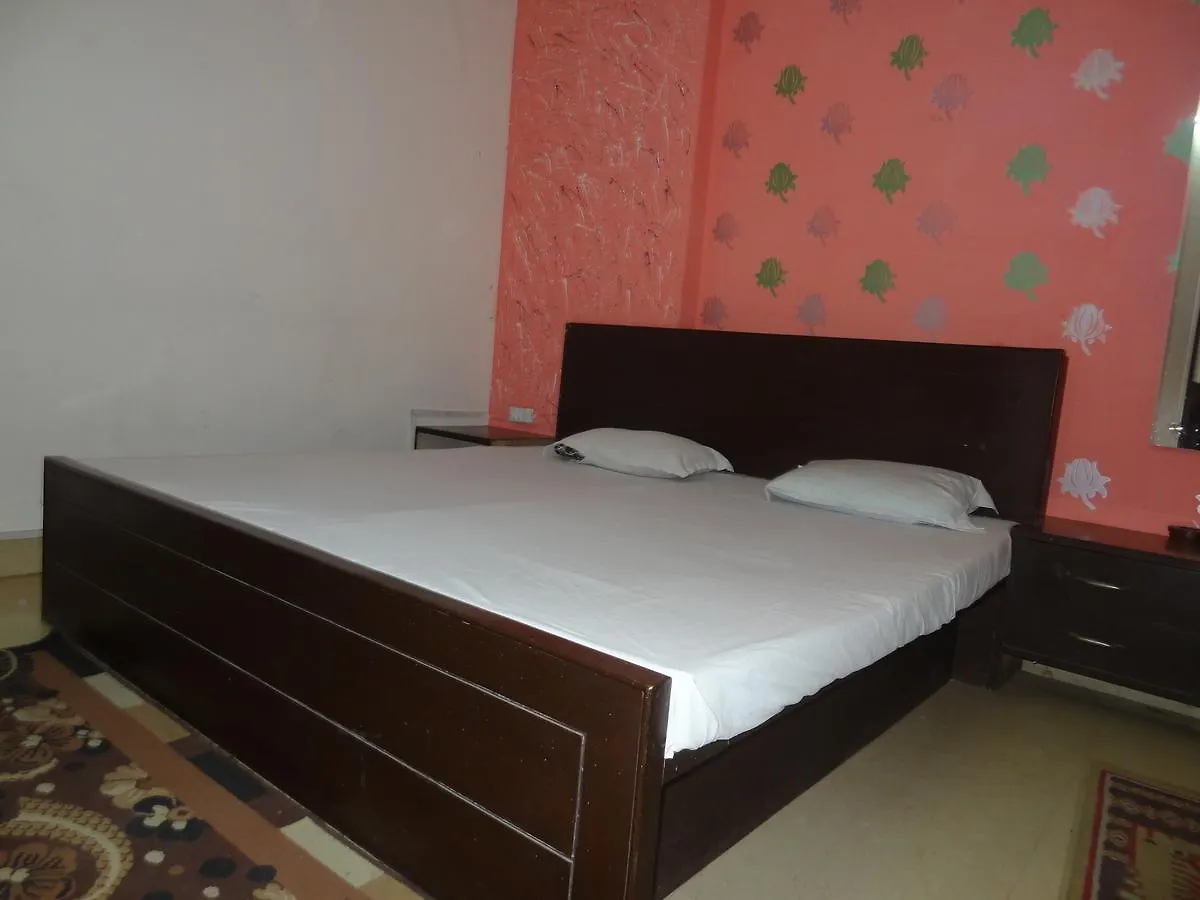 Hotel Aashiyanaa Palace Agra
