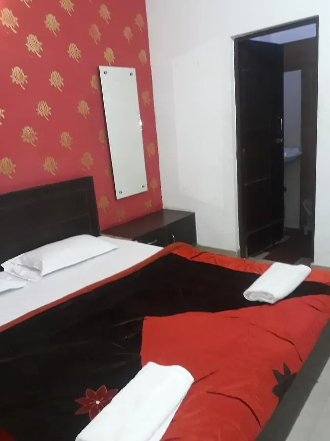 Hotel Aashiyanaa Palace Agra